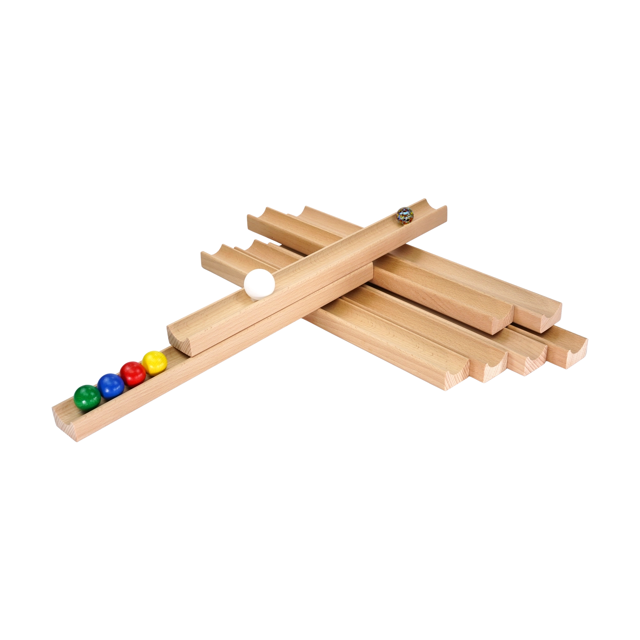 Teambahn aus Holz mit farbigen Kugeln auf den Schienen.