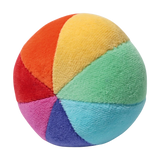 Regenbogenball aus weichem Nikistoff, gefüllt mit Polyesterwolle, motiviert Babys durch sanftes Klingeln zum Greifen und Krabbeln. Nachhaltig in Deutschland gefertigt, ideal für die Förderung der Feinmotorik.