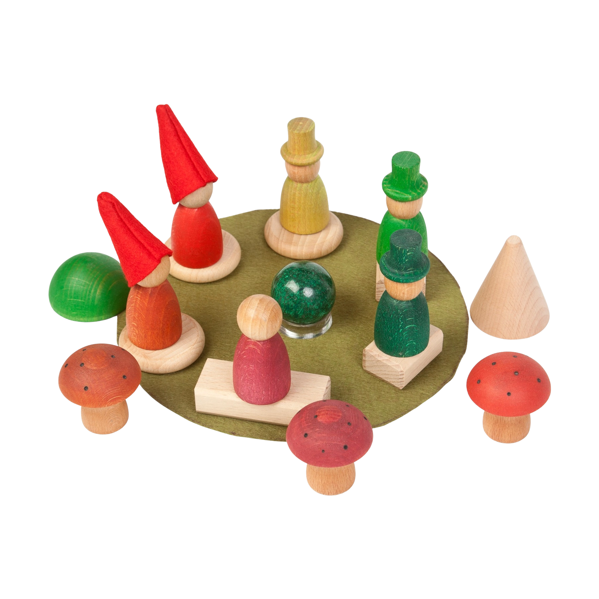 Freies Spiel: Nins of the Forest – Handgefertigtes Set aus sechs Holzfiguren mit Zylindern und Filzhüten, inklusive passendem Waldzubehör. Ideal für kreatives, nachhaltiges Kinderspiel.