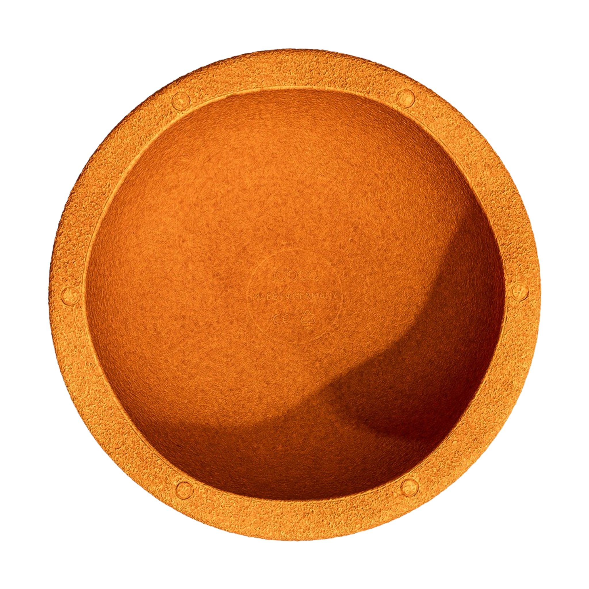 Stapelstein: Orange - Ein kreisförmiger, flacher Teller aus leicht strukturiertem, orangefarbenem Material. Mittig sind Made in Germany, ein CE-Zeichen und ein Recycling-Logo eingeprägt.