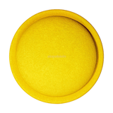 Runder Stapelstein: Yellow aus leuchtend gelbem Filz, mit einem subtilen stapelstein Wasserzeichen in der Mitte. Ideal für moderne, nachhaltige Einrichtungslösungen, die Freude und Fairness fördern.